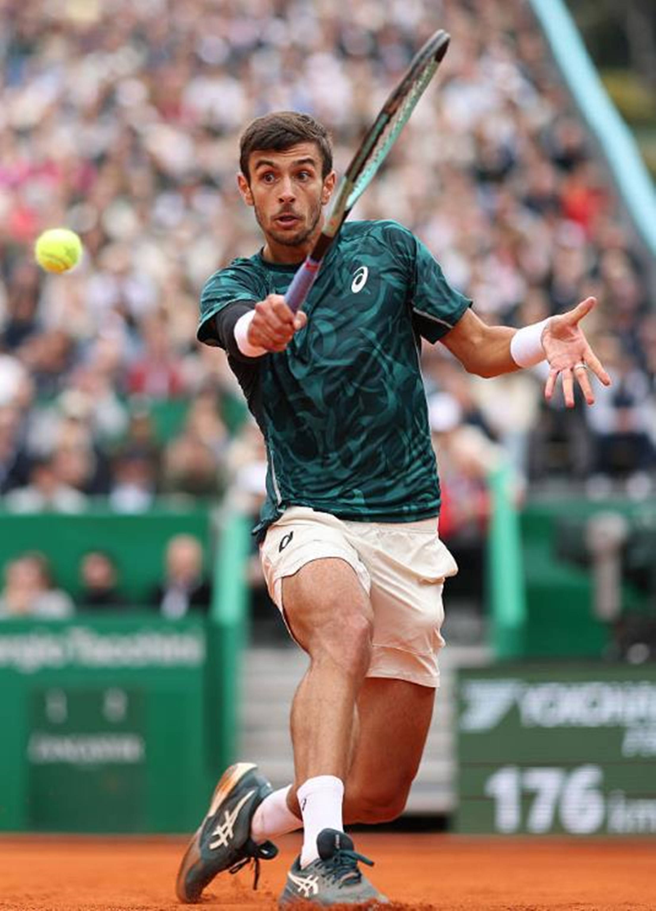 而球员之间 而球员之间