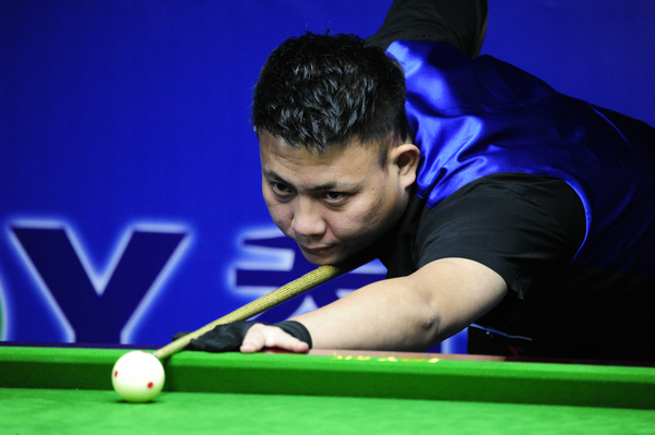 她在近年来 她在近年来