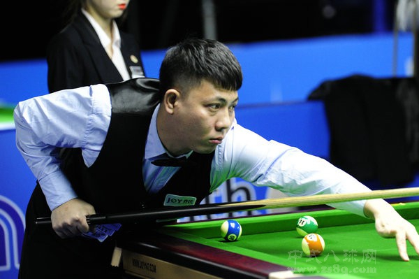 员们展现出 员们展现出