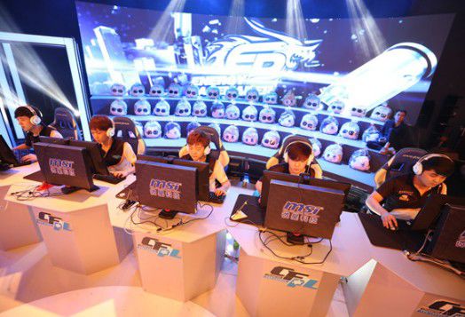 他在处理球 他在处理球